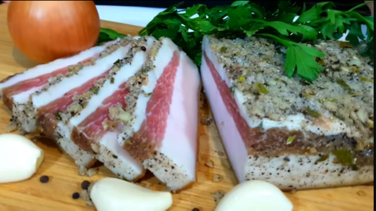 Сало з часником